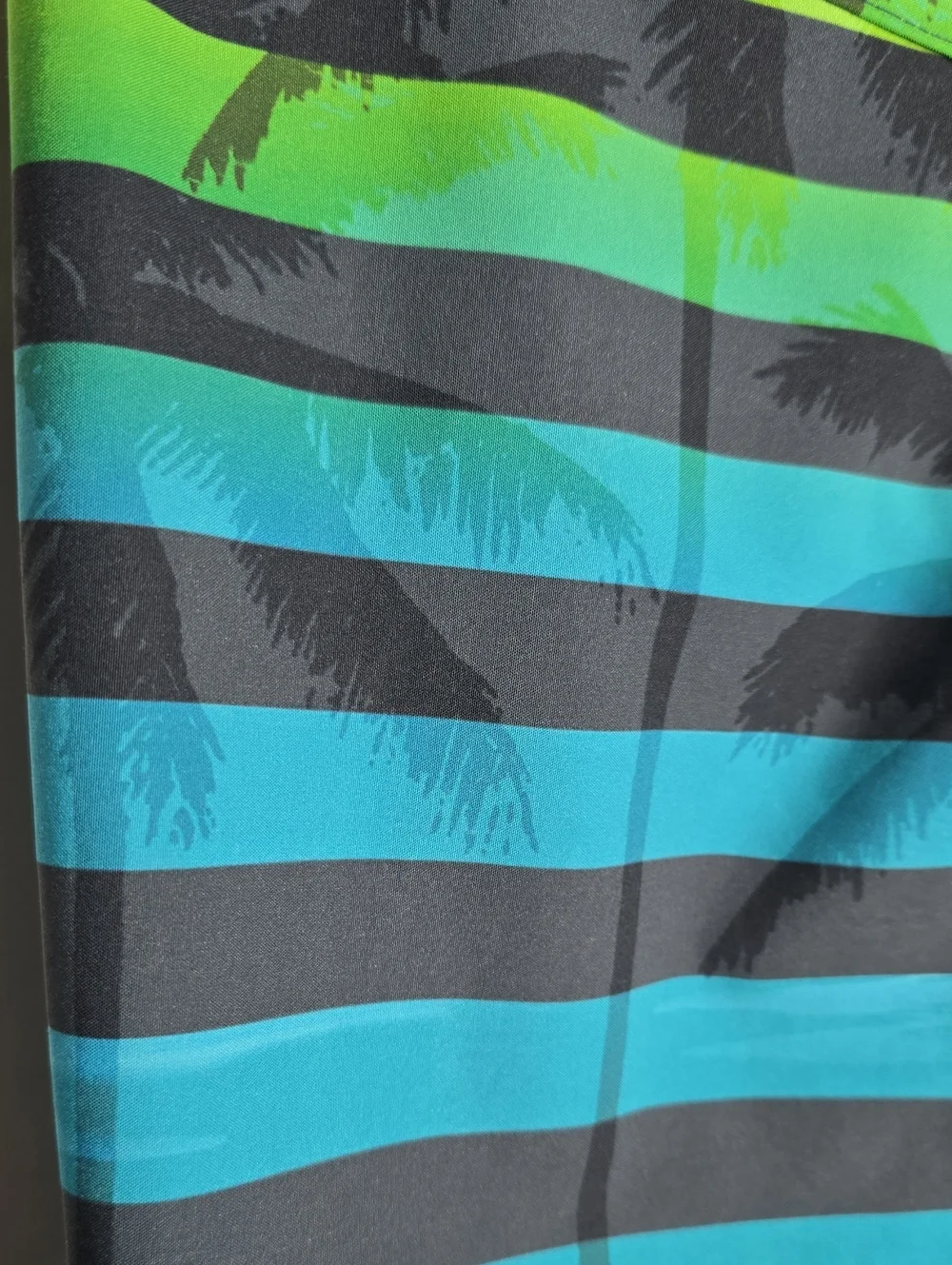 Hot Coals Men's Gradient Green Blue Stripe Swim Trunks Beach Swim Summer